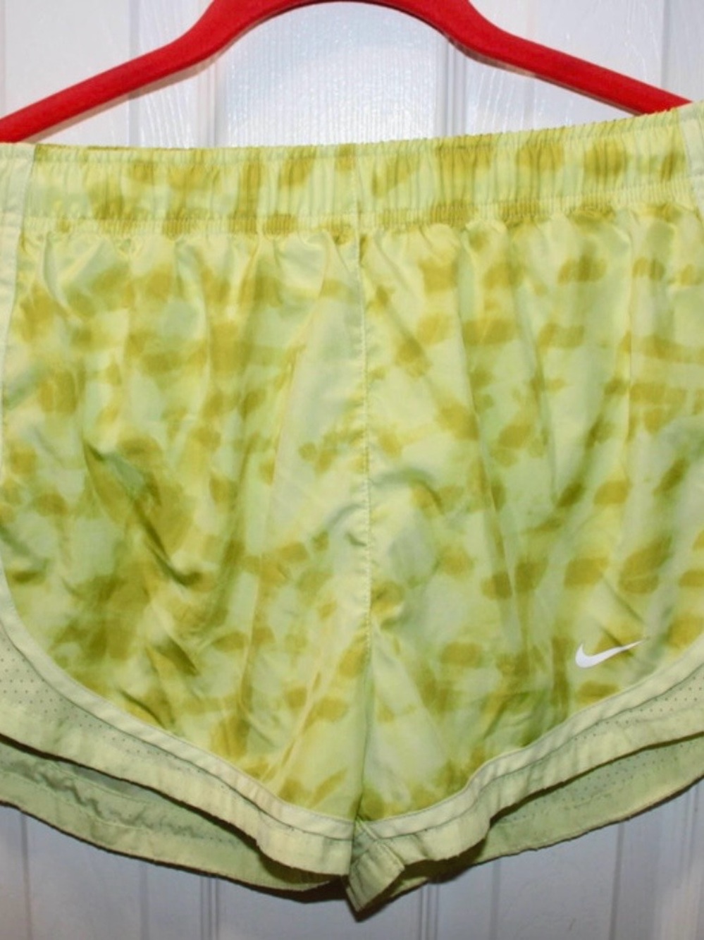 Nike Women's Light Yellow Tie-Dye Athletic Shorts